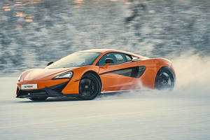 Kenny Bräck et la McLaren 570S sur la glace