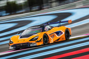 McLaren 720S GT3 : en piste