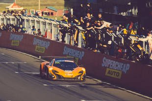 McLaren remporte les 12 Heures de Bathurst