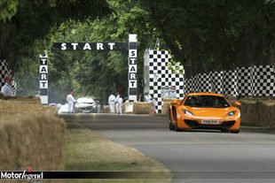 La McLaren MP4-12C présentée au public