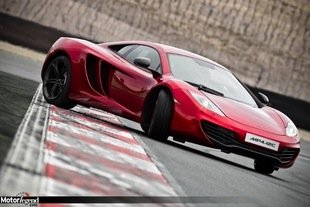 McLaren freine la production de la 12C