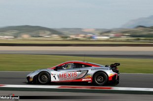 McLaren MP4-12C GT3 : première victoire