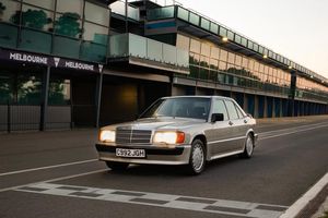 Offrez-vous la Mercedes-Benz 190 E 2.3-16 d'Ayrton Senna