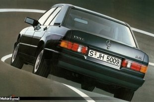 La Mercedes 190 fête ses 30 ans
