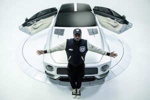 Mercedes-AMG et will.i.am présentent « The Flip »