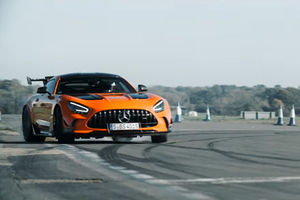 The Stig s'amuse au volant de la Mercedes-AMG GT Black Series