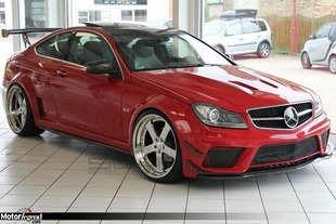 Un kit Black Series pour Mercedes C 350