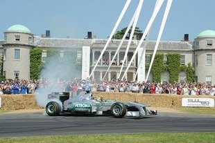 Importante délégation Mercedes à Goodwood