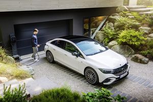 Nouvelles Mercedes-AMG EQE 43 4MATIC et EQE 53 4MATIC+