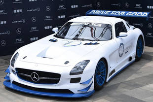 Une Mercedes SLS AMG GT3 vendue pour la bonne cause