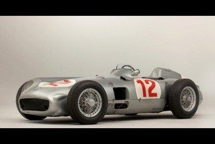 Vente record pour la Mercedes W196R