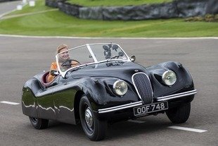 Pléiade de stars chez Jaguar pour la Mille Miglia