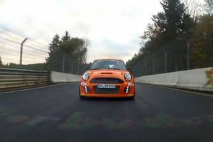 Une Mini JCW en 7'44 sur le Nürburgring