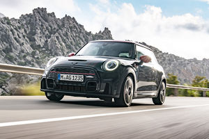 La MINI John Cooper Works passe au restylage