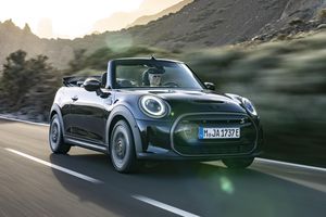 La MINI Cabrio passe en mode tout électrique