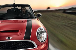 Genève : la Mini JCW, version cabriolet