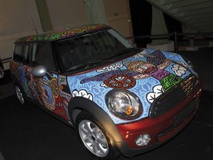 Après les BMW Warhol, la Mini Combas