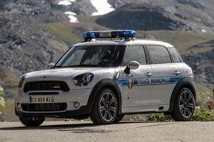 La Police de Val Thorens roule en Mini