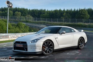 La Nissan GT-R atomise le 0 à 100 km/h