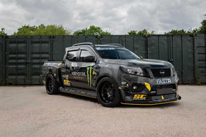 Ce Nissan Navara R embarque un moteur de Nissan GT-R