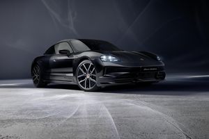 Nouveaux Porsche Taycan et Cayenne Black Edition