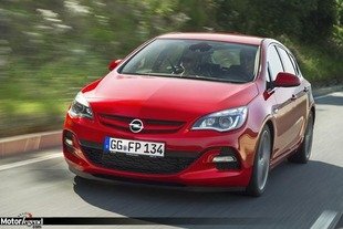 L'Opel Astra devient BiTurbo