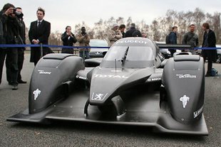 Top départ pour la Peugeot 908 du Mans