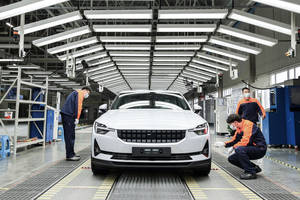 La Polestar 2 entre en production