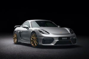 La Porsche 718 Cayman GT4 revue par Porsche Exclusive Manufaktur