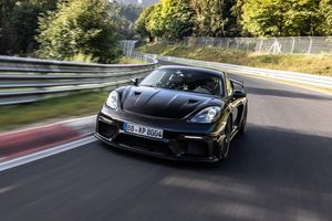 Le Porsche 718 Cayman GT4 RS en démonstration au Nürburgring