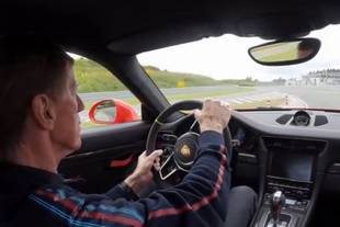 Walter Röhrl teste la Porsche 911 GT3 RS