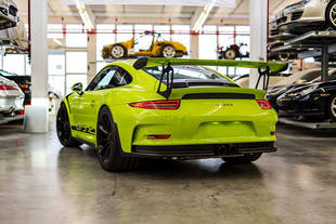 Porsche 911 GT3 RS Birch Green par Porsche Exclusive