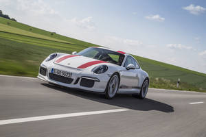 La cote de la Porsche 911 R explose