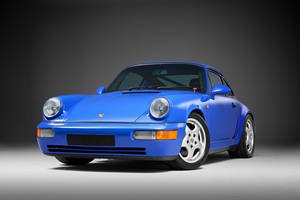 Une Porsche 911 Carrera RS NGT aux enchères