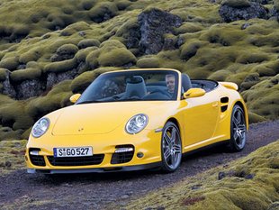 La Porsche Turbo enlève le haut