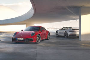 Porsche 911 Carrera 4 Coupé et Cabriolet