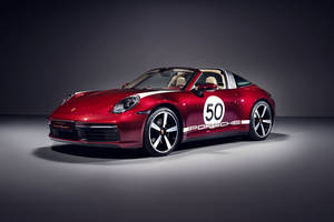 Porsche 911 Targa 4S Heritage Design Edition