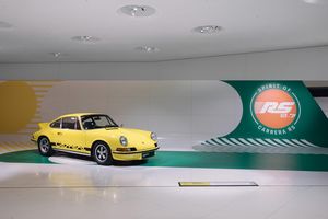 Le Porsche Museum célèbre les 50 ans de la 911 Carrera RS 2.7