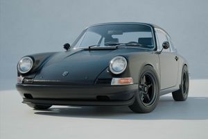 Cette Porsche 912 ne pèse que 699 kg grâce à sa carrosserie en carbone