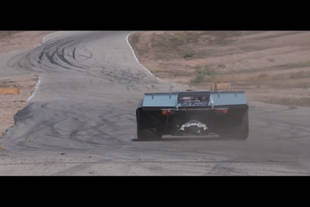 Une Porsche 917 en action à Willow Springs 