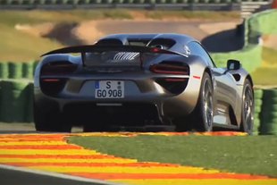 Porsche 918 Spyder : perfs de Veyron ?