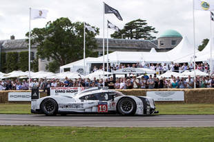 La Porsche 919 Hybrid n°19 en action à Goodwood