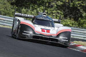 La Porsche 919 Hybrid Evo explose le record du Nürburgring