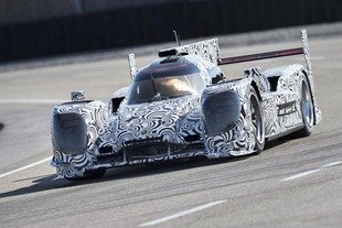 Porsche LMP1 : The first Roll-Out