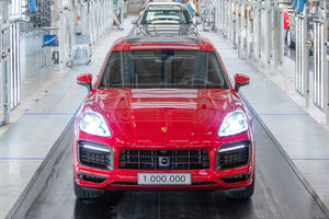 Porsche fête son millionième Cayenne produit