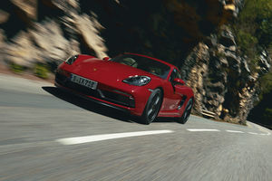 Porsche étend son offre PDK sur les modèles 718