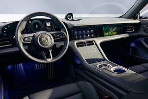 Porsche met à jour son Porsche Communication Management (PCM)