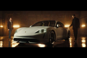 Mr E, le film dont l'électricité et le Porsche Taycan sont les vedettes
