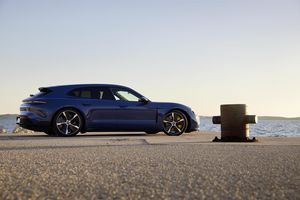 Porsche Taycan Sport Turismo : arrivée en février