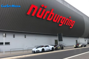 Quatre Bugatti réunies sur la Nürburgring Nordschleife